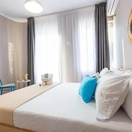 41 - Central, Access