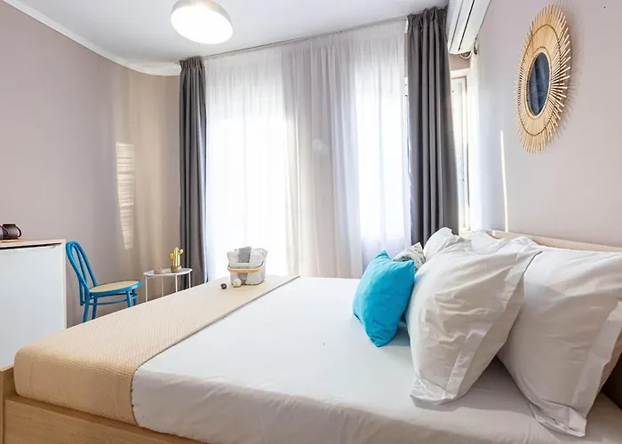 41 - Central, Access